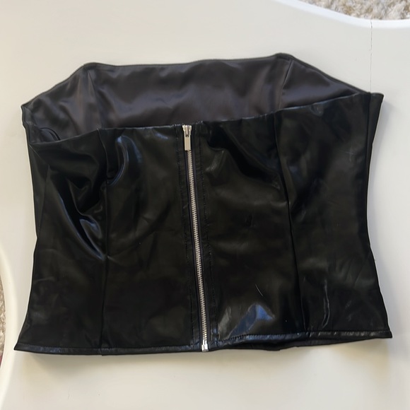 WeWoreWhat Fitted Corset in Black Size 10 - Picture 4 of 5